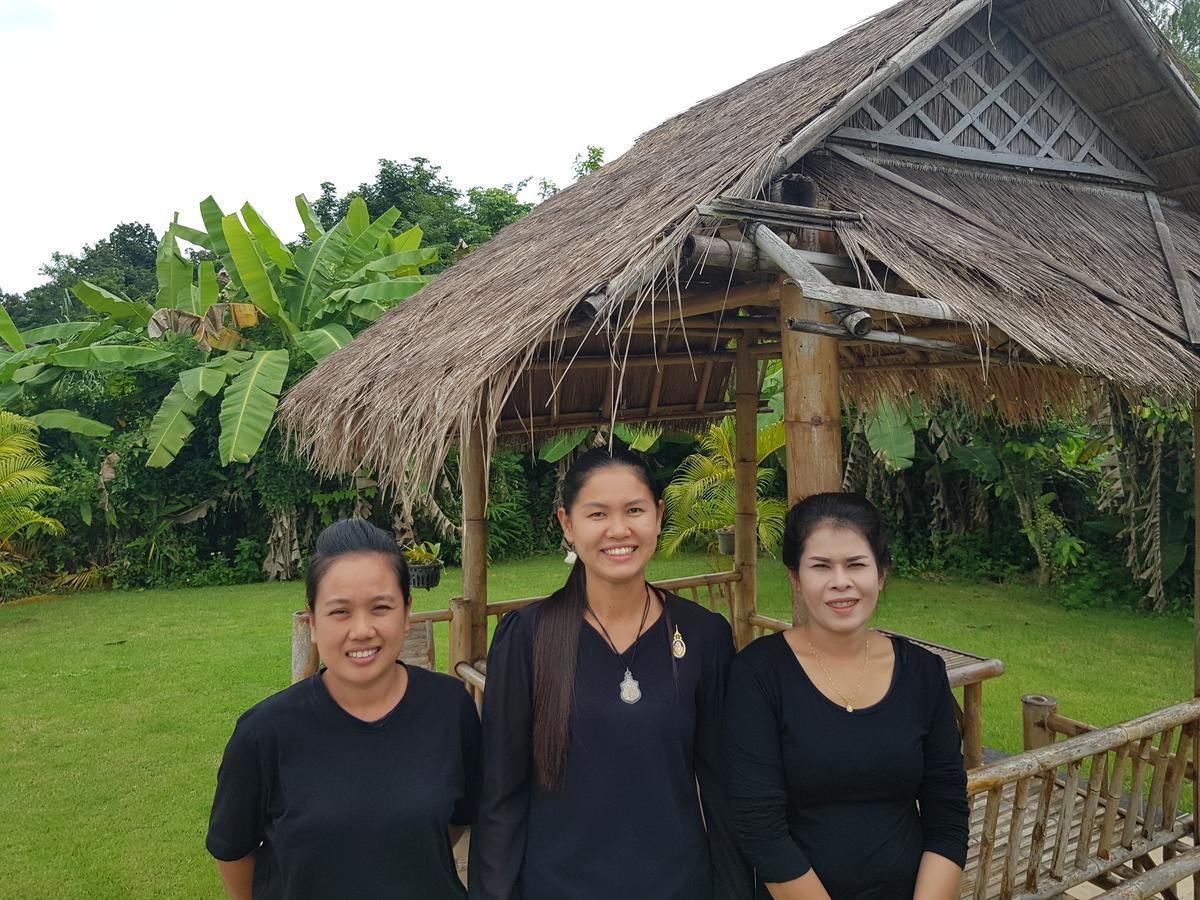 Smile Resort Mae Rim Exterior photo